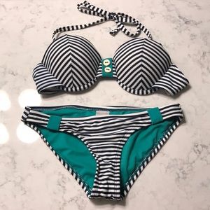 EUC Xhilaration swimsuit